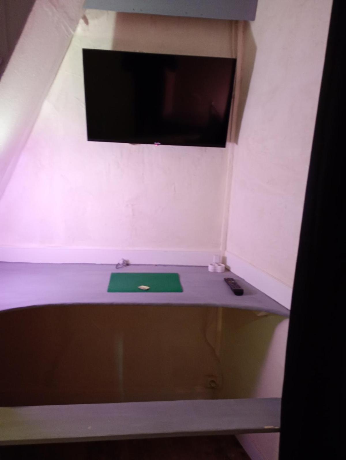 Апартаменти Duplex Center Thiers - Clermont-Ferrand - Lyon - Free Parking - Self-Check-In Екстер'єр фото